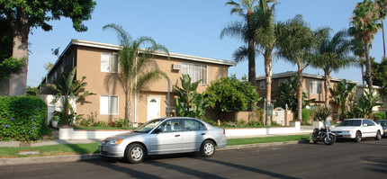 4457-4463 Murietta Ave in Sherman Oaks, CA - Building Photo - Building Photo