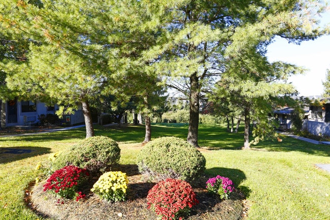 Sherbrook in Wexford, PA - Building Photo - Building Photo