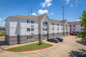 Maverick Station in Houston, TX - Building Photo - Building Photo