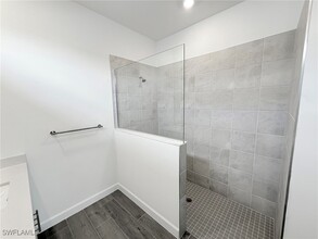 19274 Hinkley Dr in Estero, FL - Foto de edificio - Building Photo