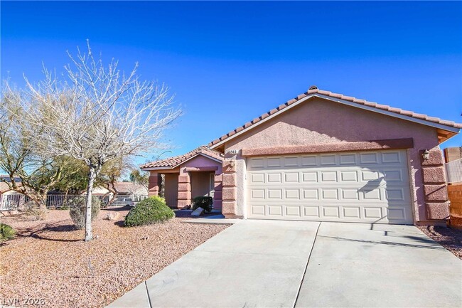 240 Springtime St in Henderson, NV - Building Photo - Building Photo