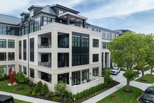 1950 Sheridan Rd in Highland Park, IL - Building Photo