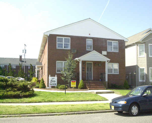 Ocean Beach in Belmar, NJ - Foto de edificio - Building Photo