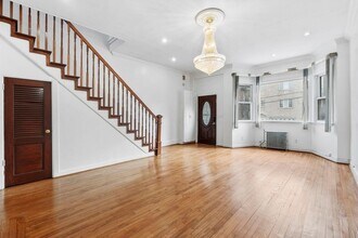64 1/2 Lincoln St in Jersey City, NJ - Building Photo - Building Photo