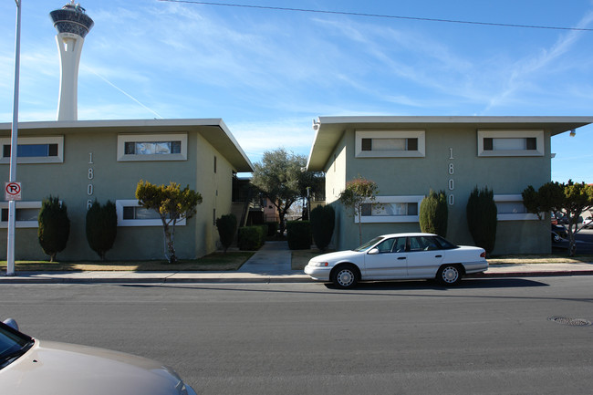 1800-1818 Rexford Dr in Las Vegas, NV - Building Photo - Building Photo