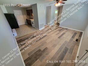 1015 Peach St in Jacksonville, AR - Building Photo - Building Photo