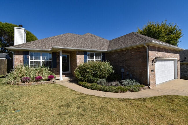 701 Earls Ct in Bentonville, AR - Building Photo - Building Photo