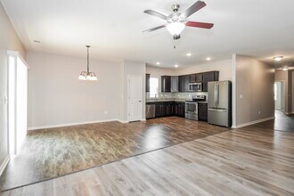 13 Easy Goer Ct in Cartersville, GA - Foto de edificio - Building Photo