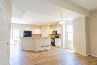 2414 Reed Grass Way in Colorado Springs, CO - Building Photo - Building Photo