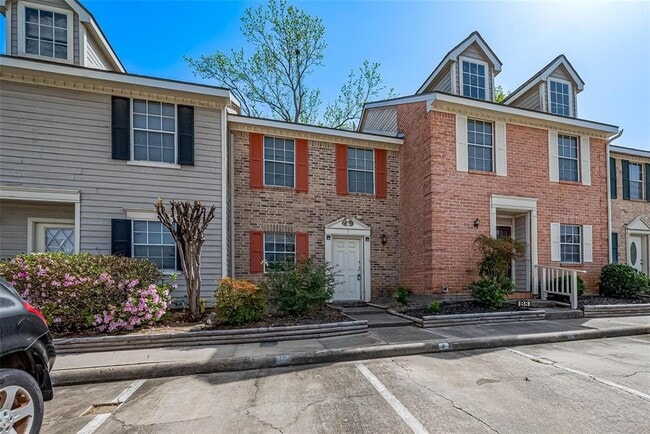 2030 Plantation Dr in Conroe, TX - Building Photo - Building Photo