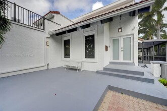 1109 Hollywood Blvd in Hollywood, FL - Building Photo - Building Photo