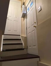 15932 98th St, Unit Studio Apartment in Howard Beach, NY - Building Photo - Building Photo