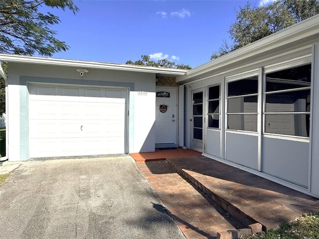 2528 SW Natura Blvd, Unit A0565 in Deerfield Beach, FL - Building Photo - Building Photo