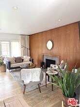 3252 De Witt Dr in Los Angeles, CA - Building Photo - Building Photo