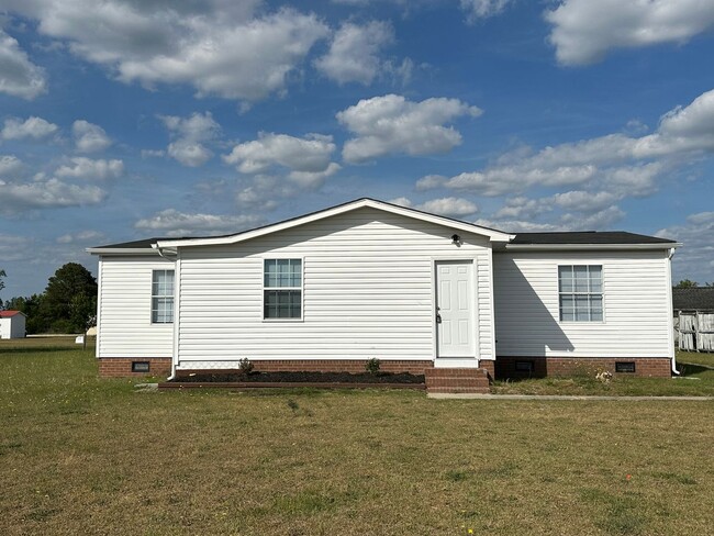 property at 4921 Sand Mine Dr
