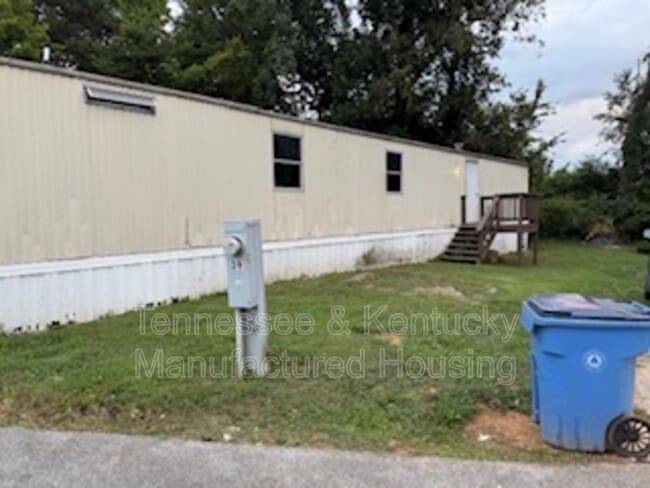 1104 Columbia Ave in Glasgow, KY - Building Photo - Building Photo