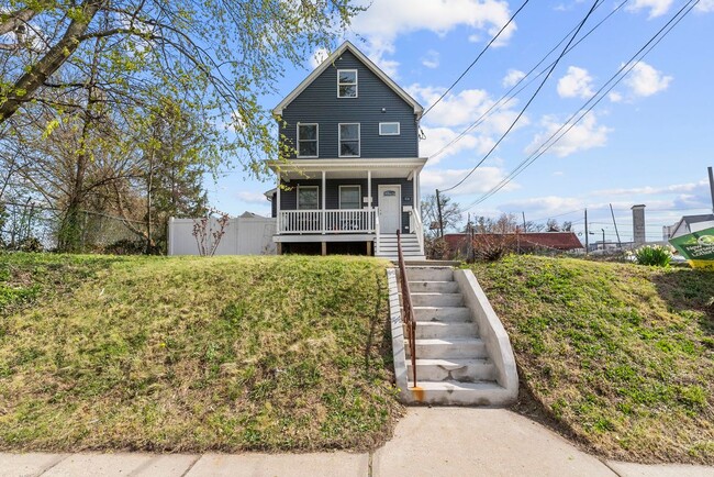 property at 816 King Georges Rd