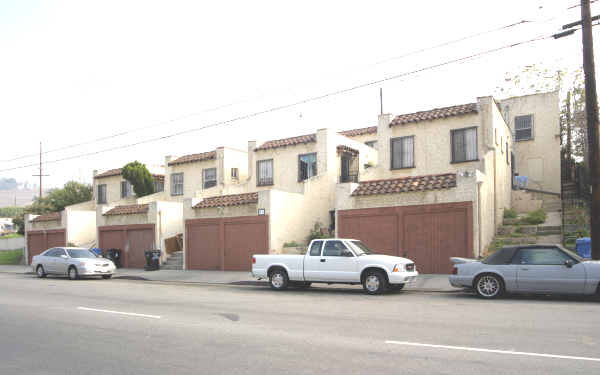 619-625 1/2 W Avenue 28 in Los Angeles, CA - Building Photo - Building Photo