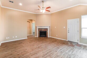 2840 Shoreline Way in Lewisville, TX - Building Photo - Building Photo