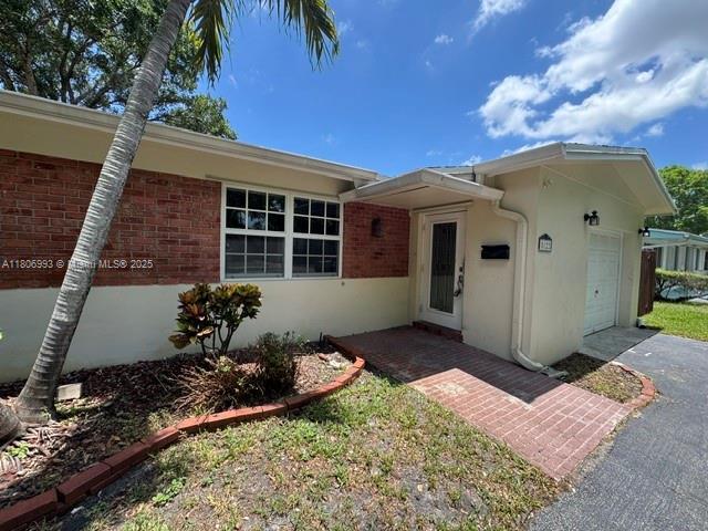 property at 5122 SW 92nd Terrace