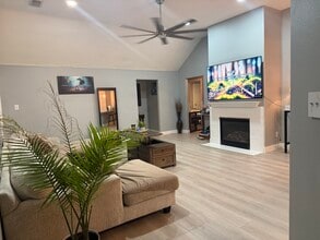 19507 Dawn Canyon Rd in Houston, TX - Foto de edificio - Building Photo