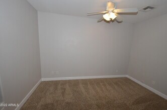 4100 S Vineyard Ave in Gilbert, AZ - Building Photo - Building Photo