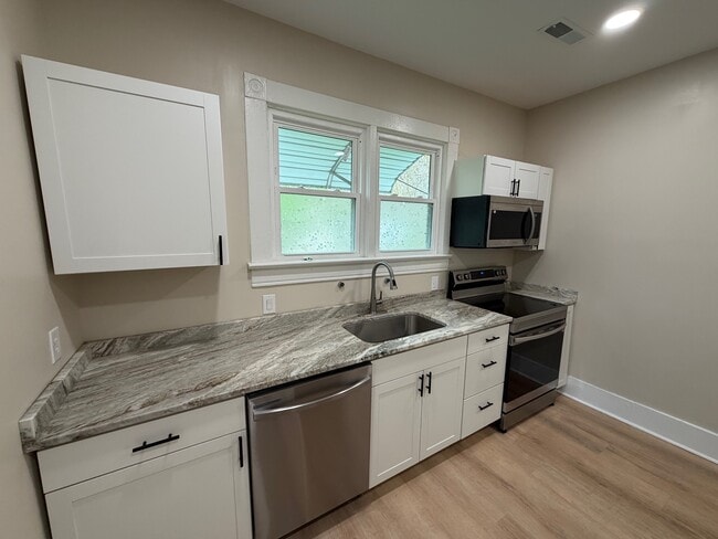 1326 Morton Ave SE in Roanoke, VA - Building Photo - Building Photo