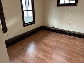 92 Broadway in Whitehall, NY - Building Photo - Building Photo