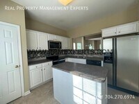 10076 Treeside Ln photo'