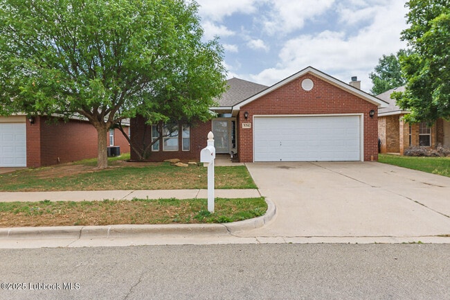 property at 536 N Kirby Ave