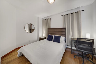 871 Harrison Ave, Unit 1 in Boston, MA - Foto de edificio - Building Photo