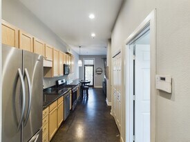 1602 Elgin St in Houston, TX - Building Photo