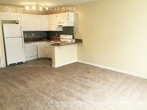 4704 Walden Cir-Unit -Unit 1914 in Orlando, FL - Building Photo - Building Photo