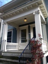 1435 SW Harrison St, Unit 4 in Portland, OR - Building Photo