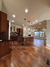 395 Laurent St NW in Atlanta, GA - Building Photo - Building Photo