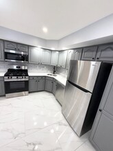 68 Marrow St in Newark, NJ - Foto de edificio - Building Photo