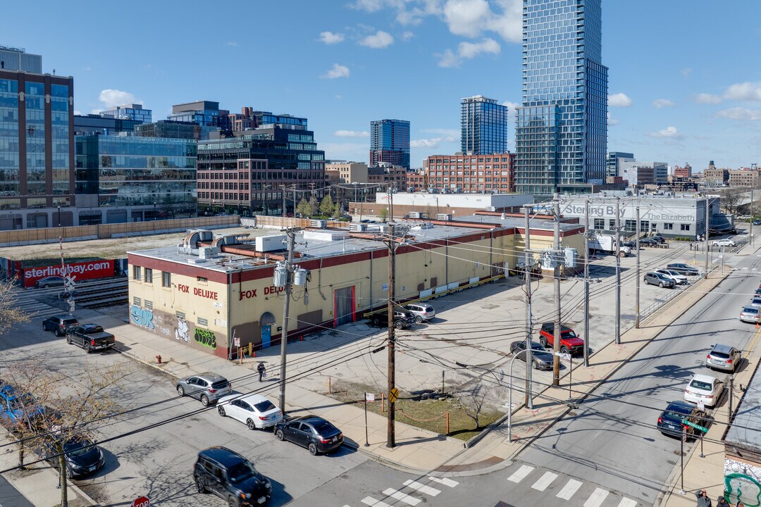 370 N Morgan St in Chicago, IL - Building Photo