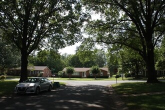 6400 Long Meadow Rd in Charlotte, NC - Building Photo - Building Photo
