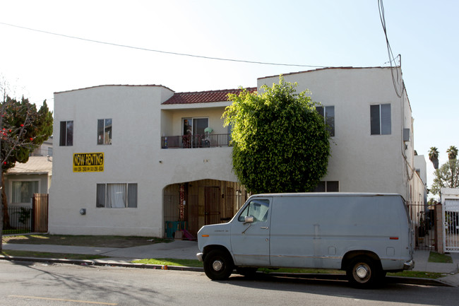 1065 Temple Ave in Long Beach, CA - Building Photo - Building Photo