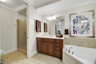 23161 Fashion Dr in Estero, FL - Building Photo - Building Photo