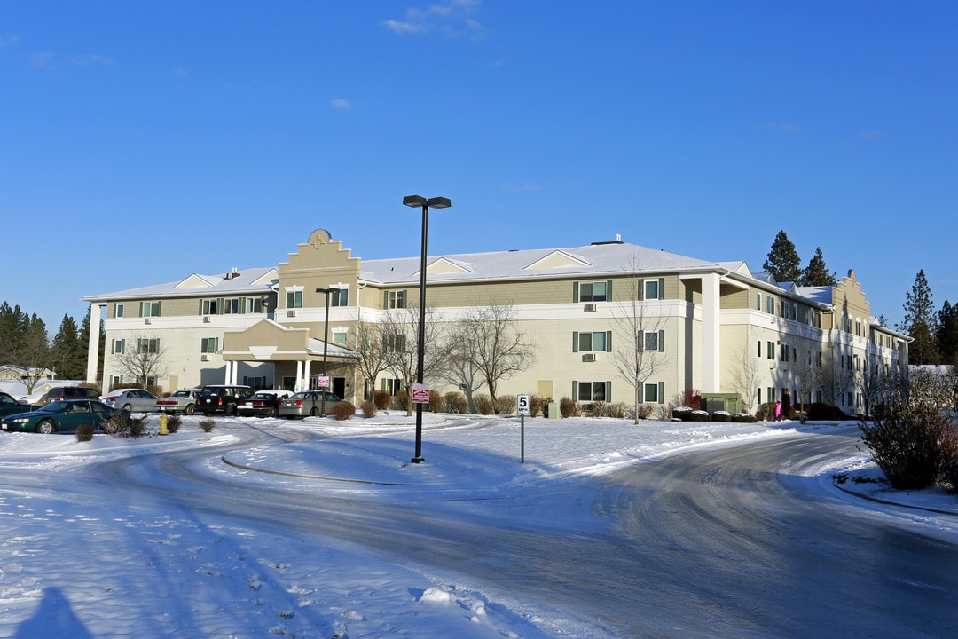 Clare View Seniors Apartments in Spokane, WA - Foto de edificio