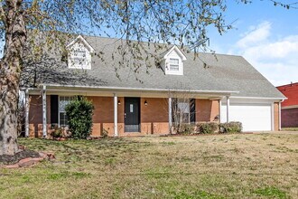 231 Woodshire Ln in Brighton, TN - Building Photo - Building Photo
