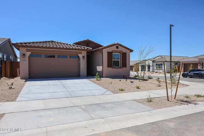 property at 2071 W Bramble Berry Ln