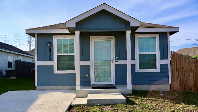 property at 6933 Sunspot