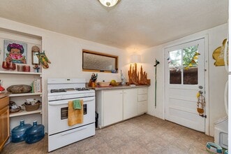 537 Kathryn Ave in Santa Fe, NM - Building Photo - Building Photo