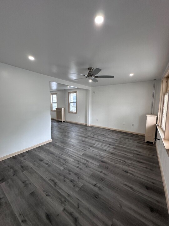 42 Jones St in Wilkes-Barre, PA - Building Photo