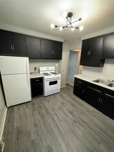 11099 Studebaker Ave in Warren, MI - Building Photo - Building Photo