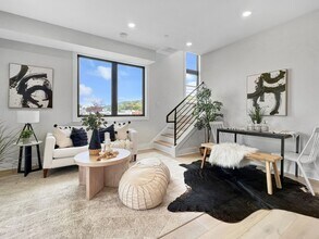 1026 18th St NE in Washington, DC - Building Photo - Building Photo