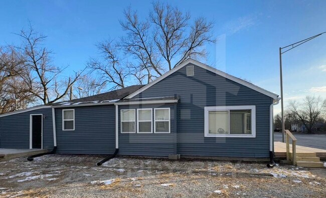 property at 3639 N Emerson Ave