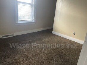 423 E Keys Ave in Springfield, IL - Building Photo - Building Photo